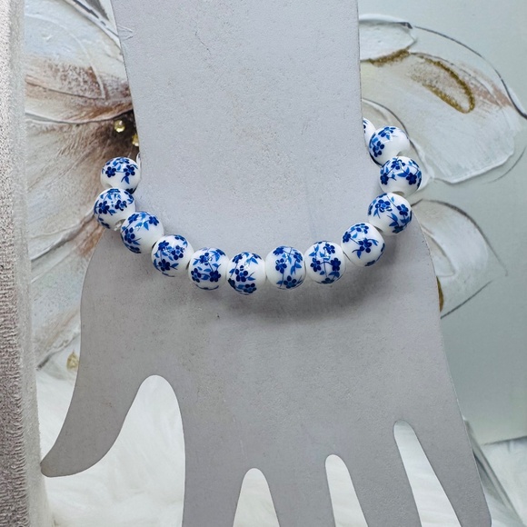 Necklace and Bracelet Blue floral design ceramic beaded set - Picture 6 of 8